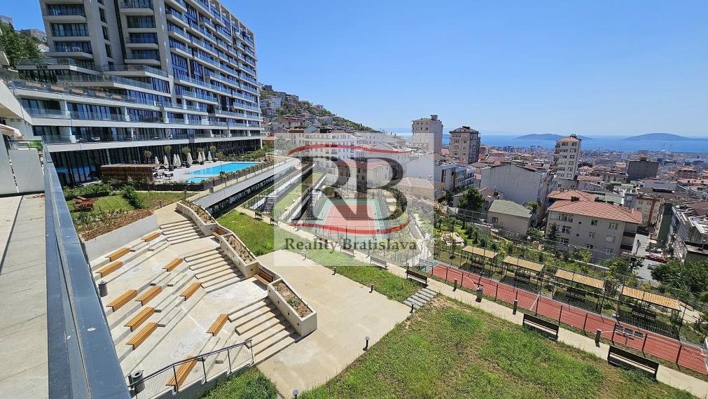 Na kľúč pripravené byty s výhľadom na more v bezpečnom komplexe v Istanbule, Maltepe