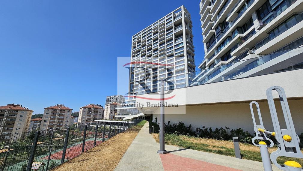 Na kľúč pripravené byty s výhľadom na more v bezpečnom komplexe v Istanbule, Maltepe