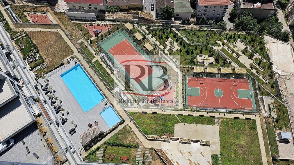 Na kľúč pripravené byty s výhľadom na more v bezpečnom komplexe v Istanbule, Maltepe