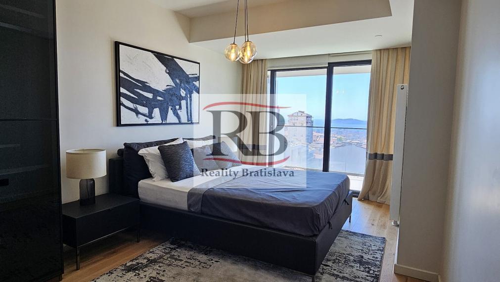 Na kľúč pripravené byty s výhľadom na more v bezpečnom komplexe v Istanbule, Maltepe