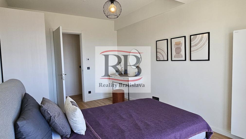 Na kľúč pripravené byty s výhľadom na more v bezpečnom komplexe v Istanbule, Maltepe