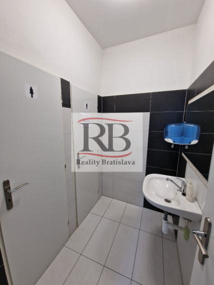 Samostatná budova 203m2  Hodonín