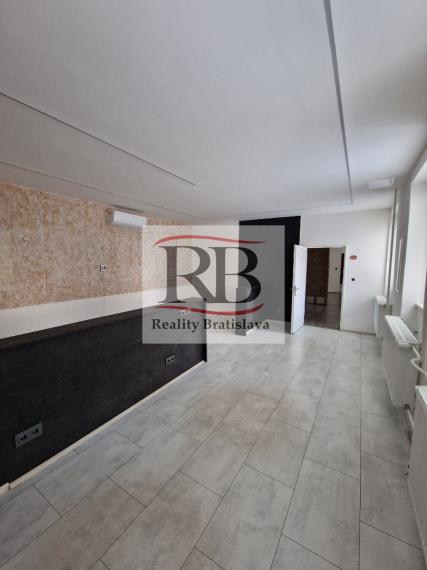 Samostatná budova 203m2  Hodonín