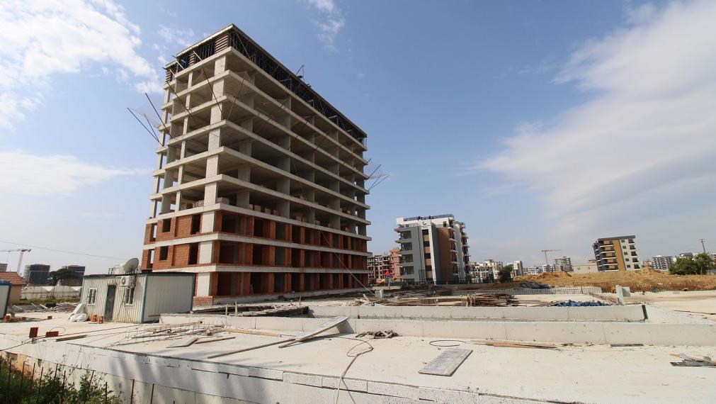 Priestranné byty s 1 alebo 2 spálňami v Aksu Altıntaş s bazénom