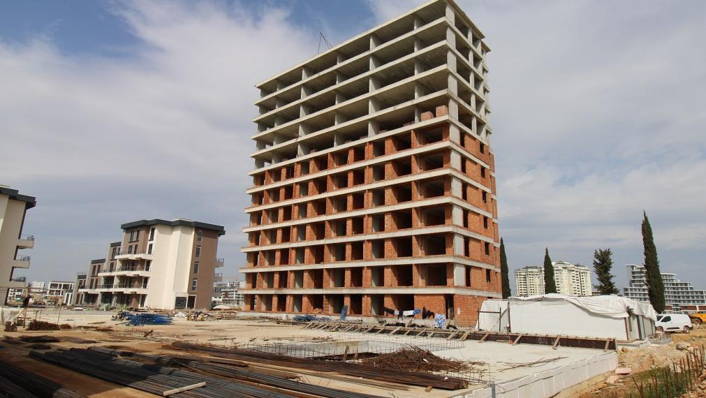 Priestranné byty s 1 alebo 2 spálňami v Aksu Altıntaş s bazénom