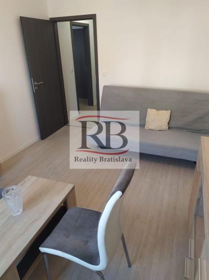 MIMORIADNA PONUKA !  2-izbový byt v novostavbe s parkovacím státím