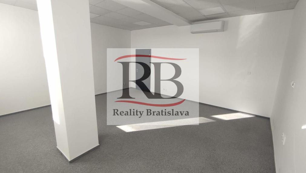 Skladové a kancelárske priestory na Vajnorskej ulici na prenájom, Bratislava III TOP
