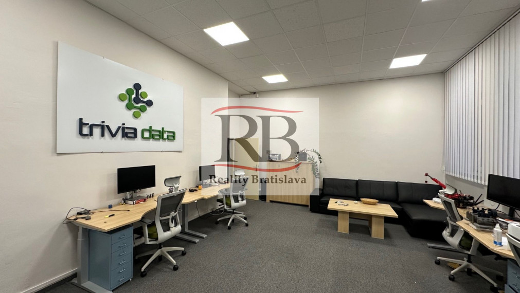Priestor na vyvýšenom prízemí v blízkosti Klientskeho centra, Bratislava II, 100m2
