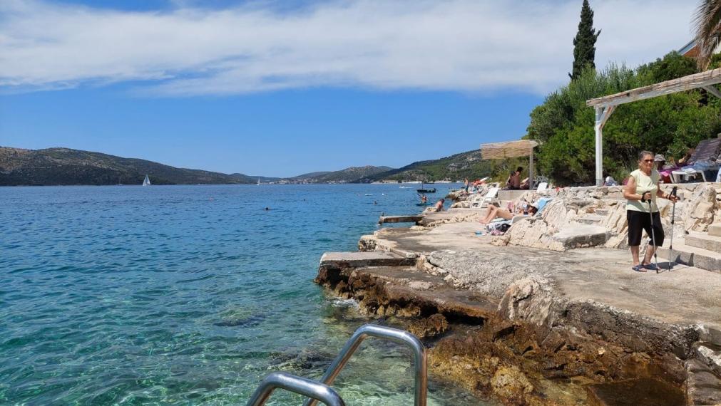 Trogir, Seget Vranjica – Vila s 3 apartmánmi