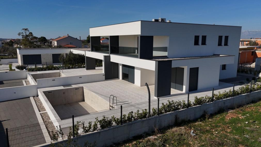 Moderný dom v pokojnom prostredí, Debeljak, Sukošan, 230 m², dom A