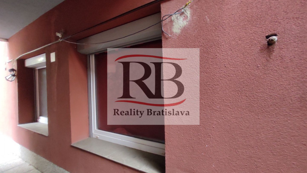 Šikovný obchodný priestor na PREDAJ, Záhradnícka – RUŽINOV, BA2