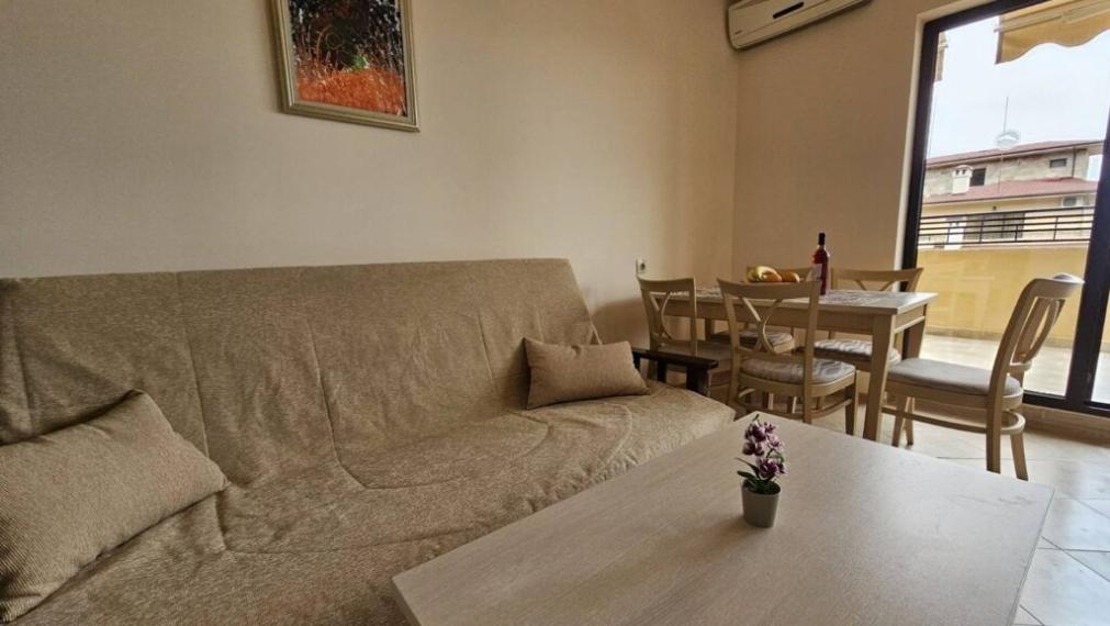 Trojizbový apartmán s morským panoramatickým výhľadom