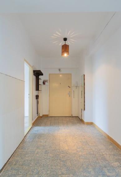 Na predaj priestranný 3-izbový byt v tehlovej budove – Karadžičova, Staré Mesto TOP