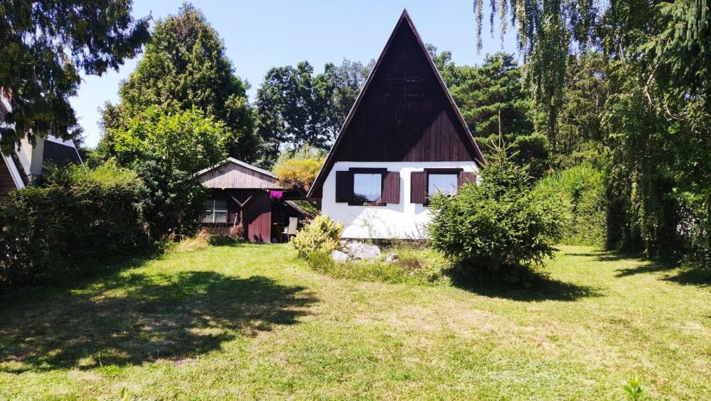 Chata v nádhernom prostredí iba 12 km od Malaciek