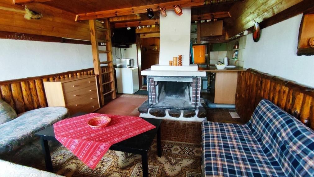 Chata v nádhernom prostredí iba 12 km od Malaciek