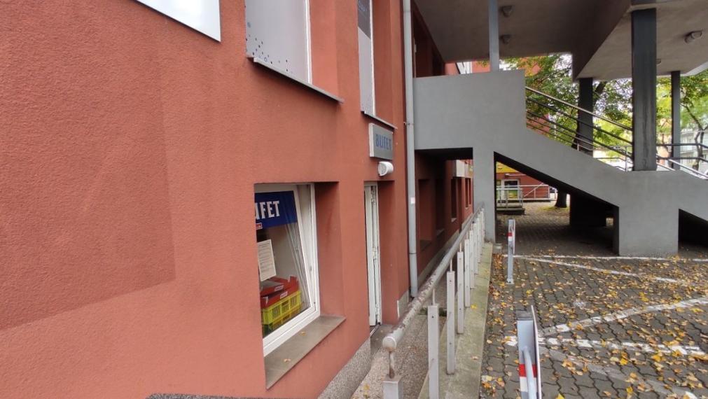 Obchodno-reštauračný priestor na Záhradníckej ulici na PREDAJ, RUŽINOV – Bratislava 2