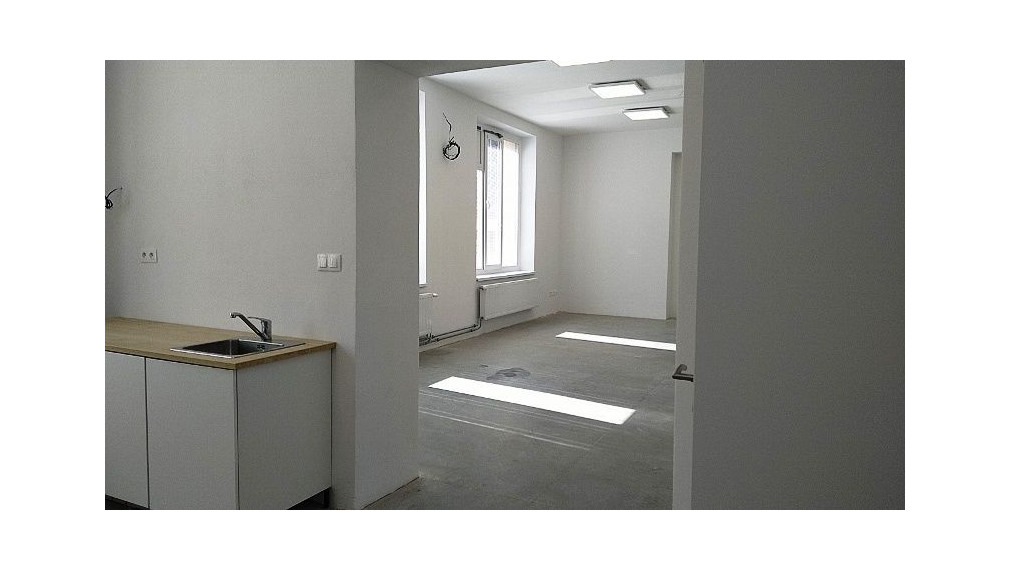 Kancelársky priestor na prenájom, Bazová ulica