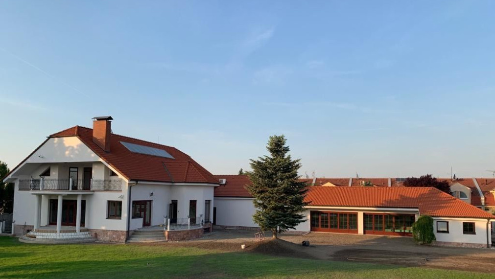 LUKRATÍVNY A VÝNIMOČNÝ PRIESTOR NA PRENÁJOM, Šamorín