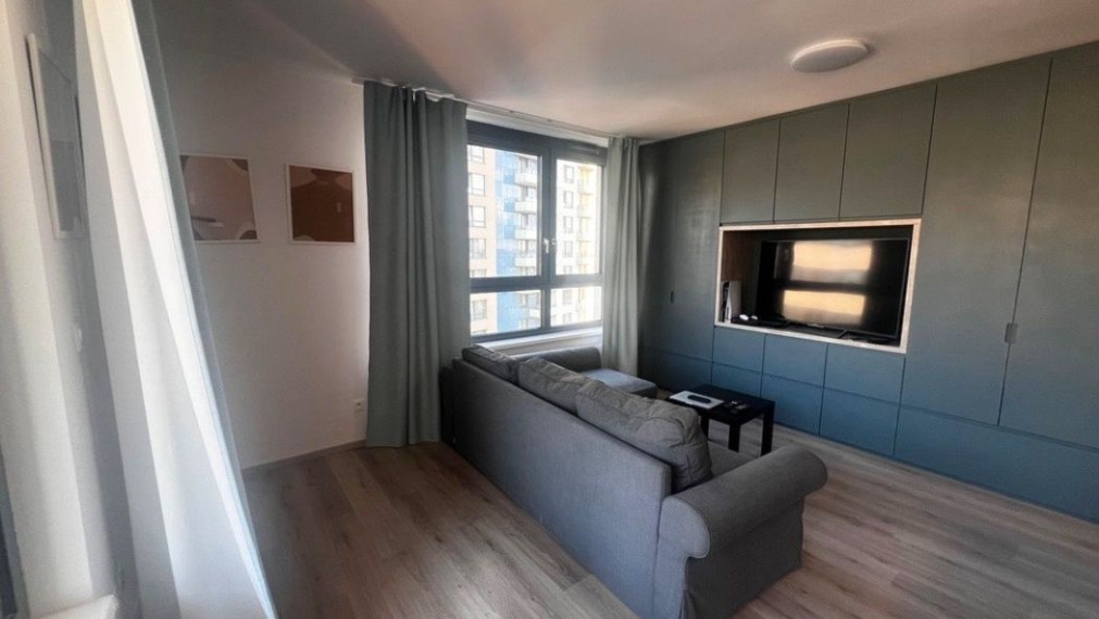 Na prenájom moderný 1,5-izbový byt na Plynárenskej ulici