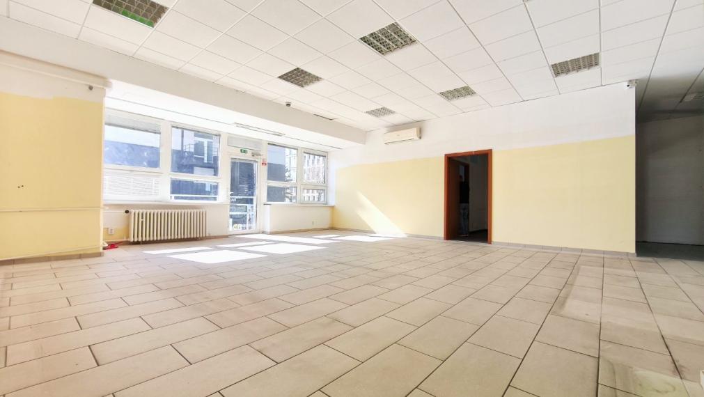 OBCHODNÝ PRIESTOR NA PRENÁJOM, Trenčianska ulica