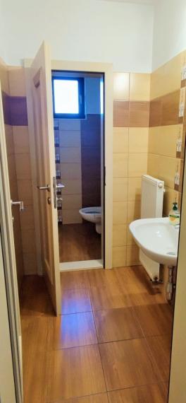 Na prenájom – Kancelárske a obchodné priestory, Biskupická, Bratislava II