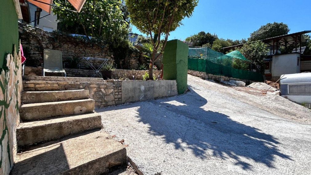 Kúzelná ekologická chatka v Duga Uvala – Iba 400 m od mora!