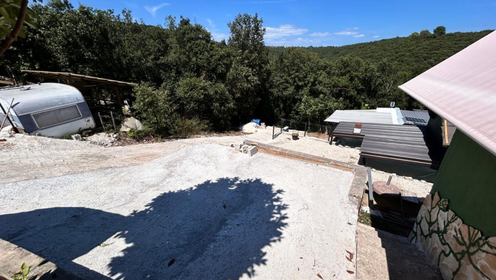 Kúzelná ekologická chatka v Duga Uvala – Iba 400 m od mora!