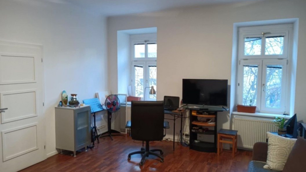 Na prenájom priestranný dvojizbový byt na Kalinčiakovej ulici