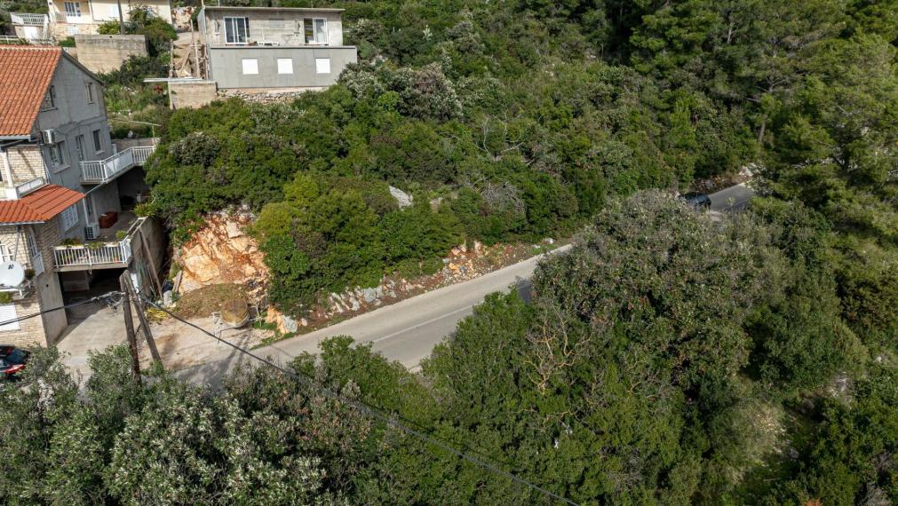 Slnečný pozemok len kúsok od pláže – ideálny pre apartmánový dom