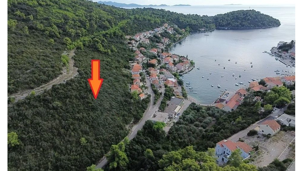 Investičná príležitosť na juhu Korčule – pozemok pri pláži
