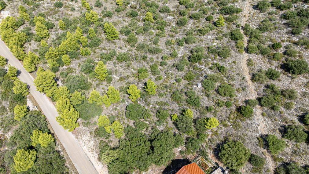 Lastovo: Stavebný pozemok pre rodinný dom v jednej z najpokojnejších zátok Chorvátska