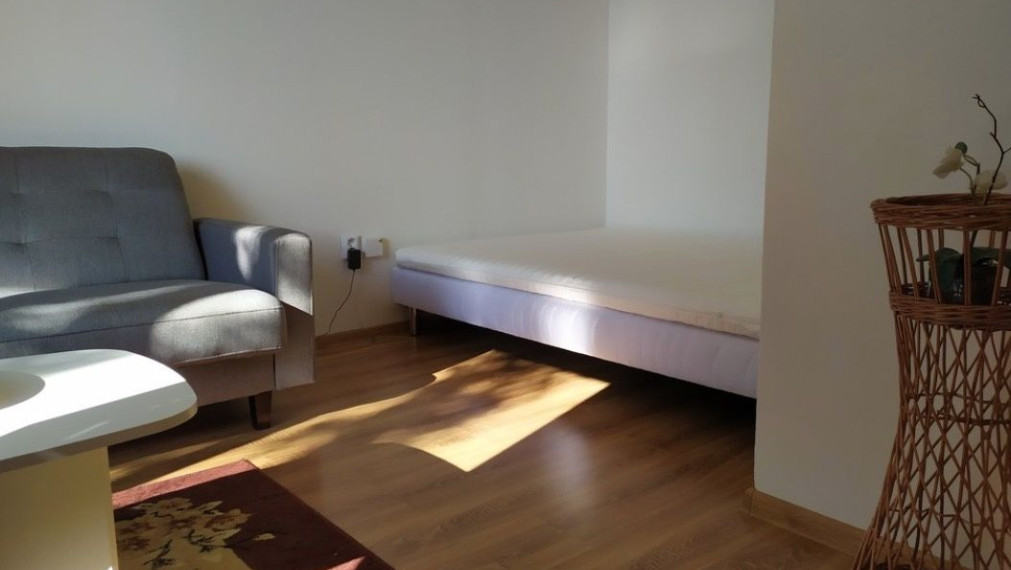 Na prenájom - 1-izbový byt, ul. Bieloruská, Bratislava II