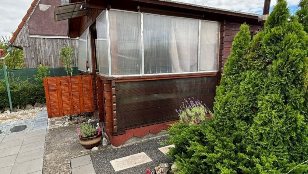 Záhrada na predaj, Rača