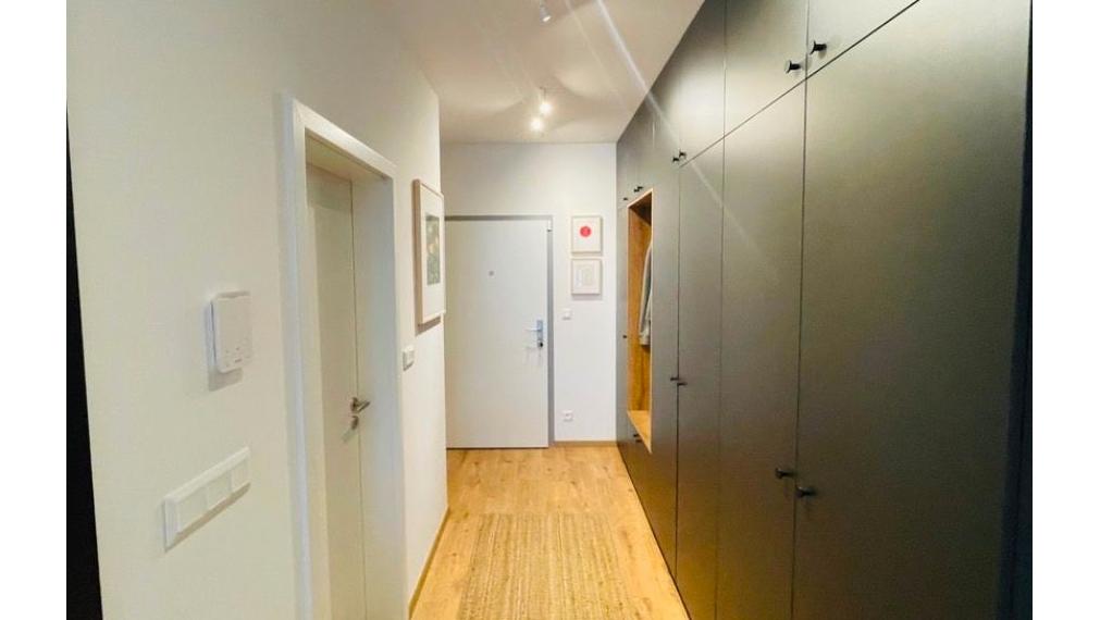 Na prenájom - 1-izbový byt, ul. Hraničná, Bratislava II