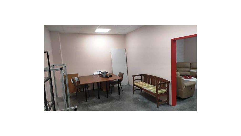 Prenájom - sklad s administratívou, Technická, Bratislava II