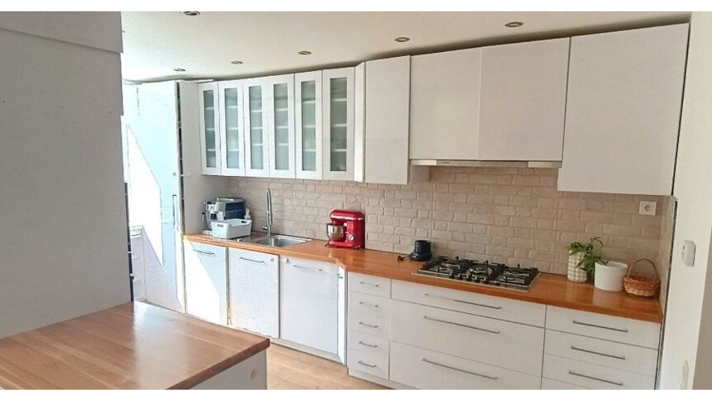 Elegantný a priestranný 3-izbový byt s dvomi balkónmi TOP