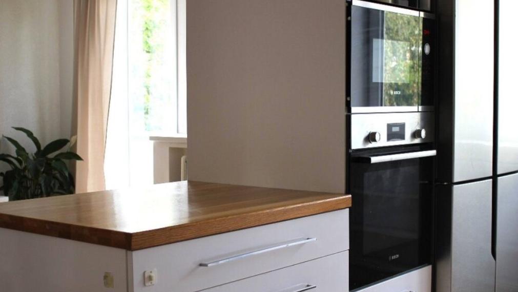 Na predaj elegantný a priestranný 3-izbový byt s dvomi balkónmi TOP