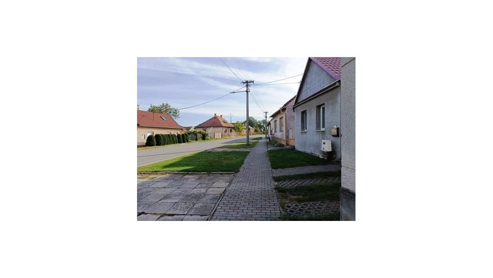 Na predaj - 5i rodinný dom, ul. Ľ.Štúra, obec Jablonica, okr. Senica TOP