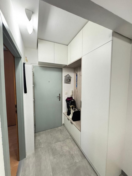 Prenájom 3-izbového bytu, Bratislava – Podunajská 13 TOP