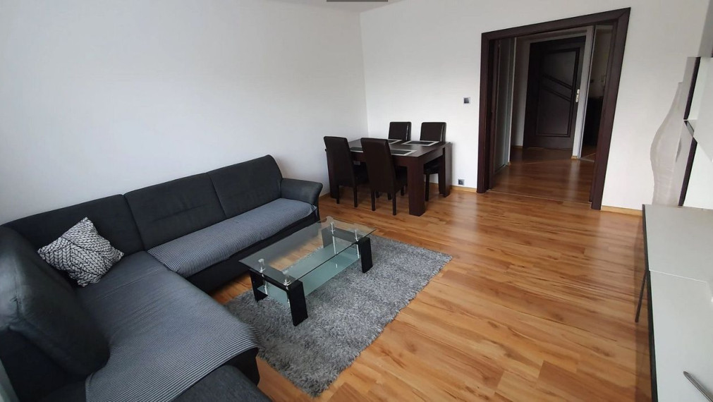 3-izbový byt s nepriechodnými izbami a lodžiou – Furdekova, Petržalka