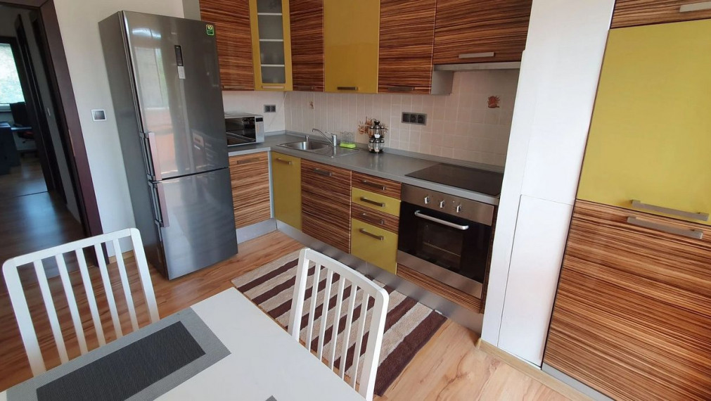 3-izbový byt s nepriechodnými izbami a lodžiou – Furdekova, Petržalka