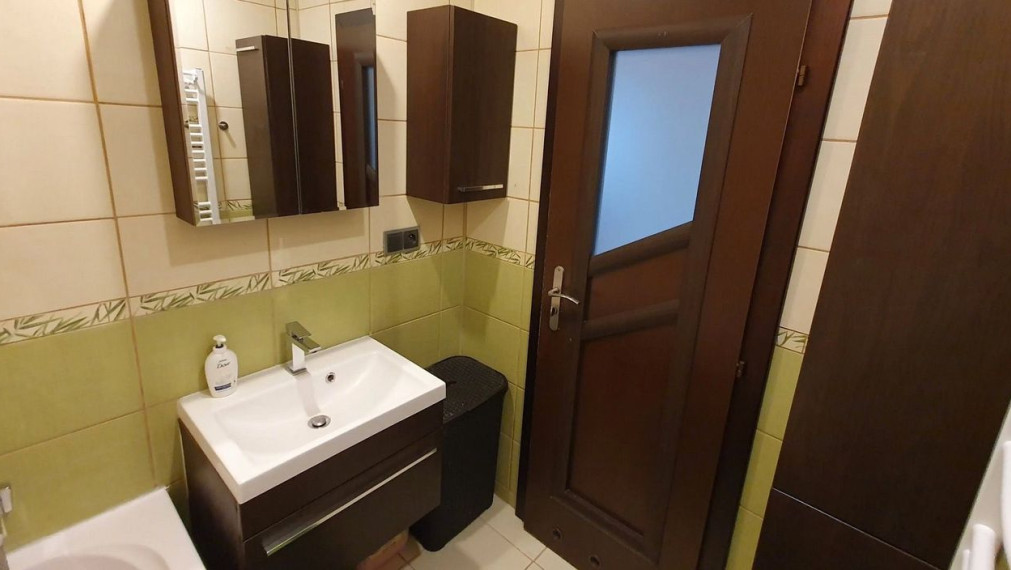 3-izbový byt s nepriechodnými izbami a lodžiou – Furdekova, Petržalka