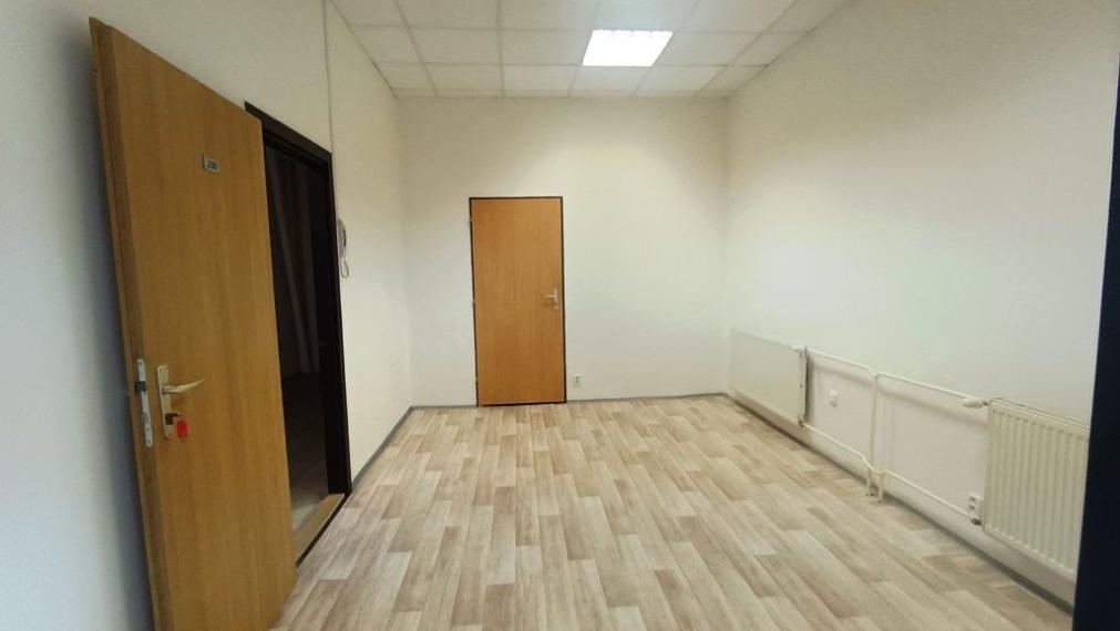 Kancelársky priestor 30m² v BA - I na prenájom