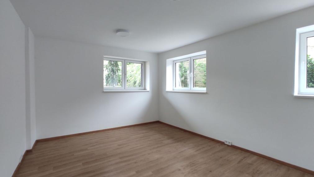 Objekt vhodný na podnikanie, Podunajské Biskupice