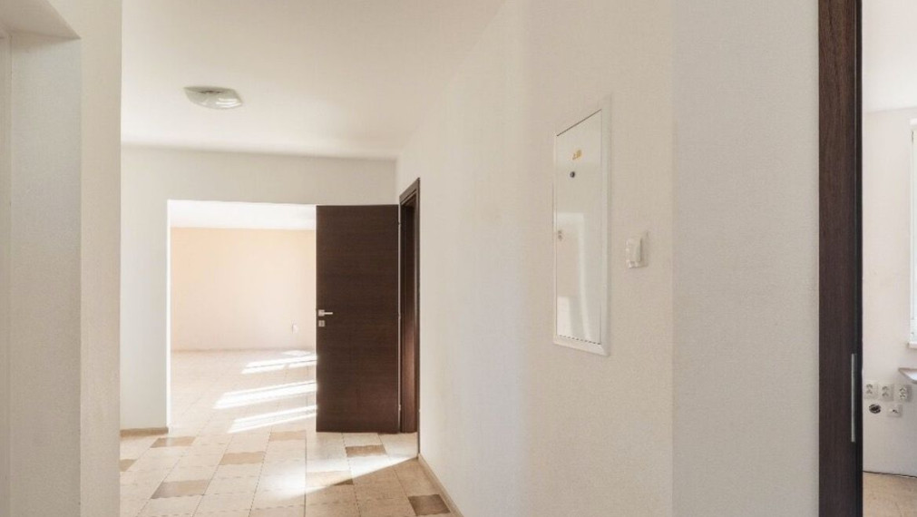 Rodinný dom na predaj - Ružinov