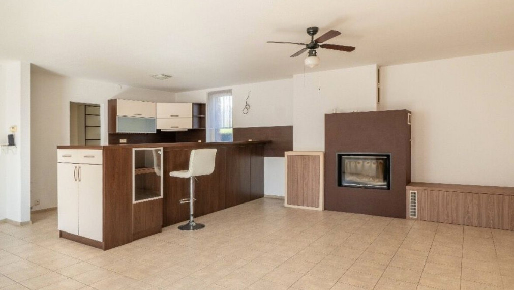 Rodinný dom na predaj - Ružinov