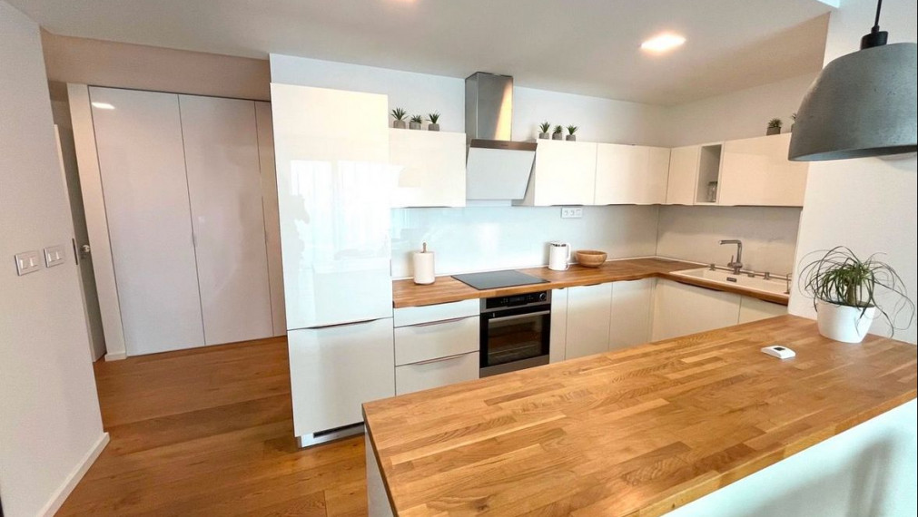 Na prenájom 4i byt v Starom meste