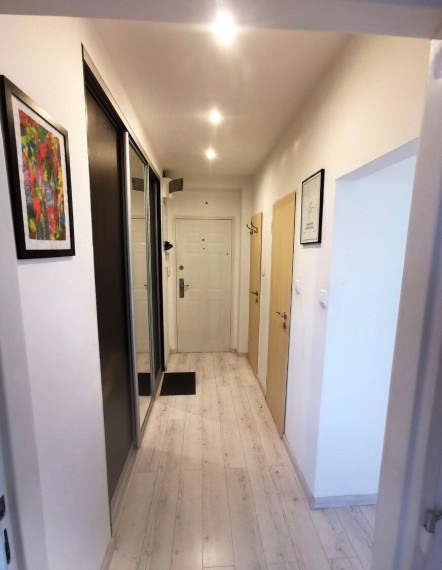 Na prenájom 2-izbový byt s balkónom a klimatizáciou na Záhradníckej