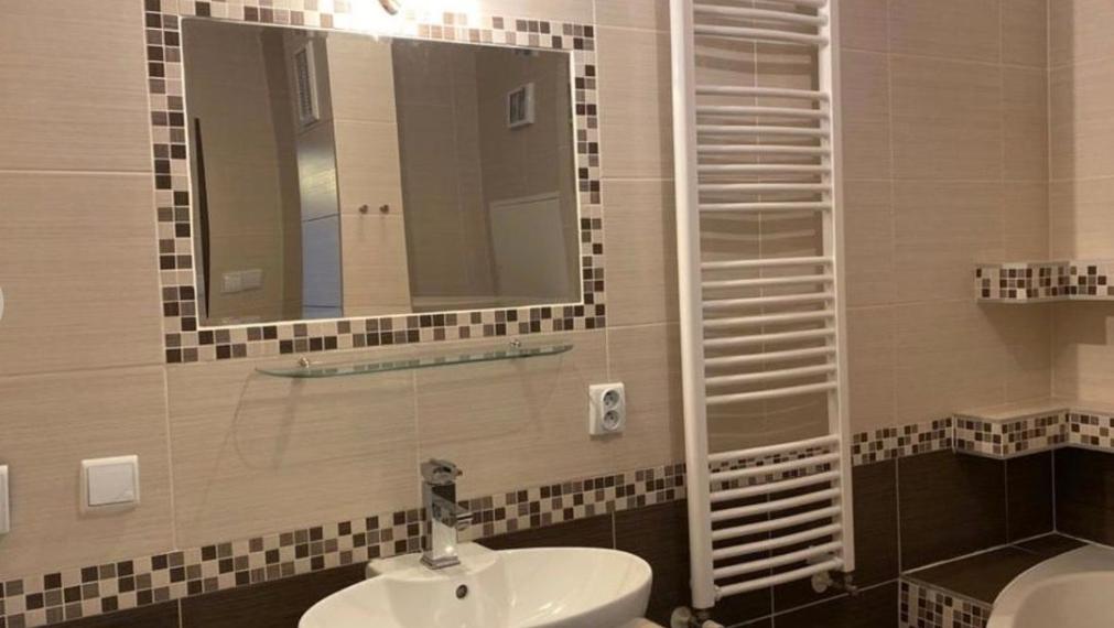 Na prenájmom 3-izbový byt – Námestie Hraničiarov, Petržalka, Bratislava