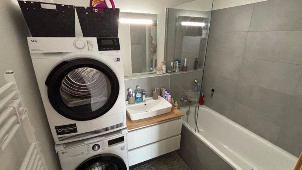 Na prenájom 3izbový byt s balkónom Ovocné sady, ulica Ivanská cesta